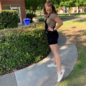 Meet your Posher, Samantha